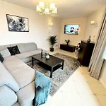 Apartmán Exclusive Penthouse Near Citycenter 120m2 +netflix