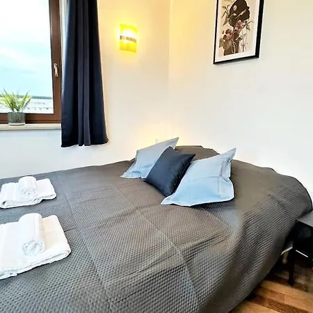Exclusive Penthouse Near Citycenter 120m2 +netflix Appartement Krakau