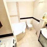 Exclusive Penthouse Near Citycenter 120m2 +netflix *