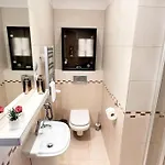 Exclusive Penthouse Near Citycenter 120m2 +netflix Cracovie