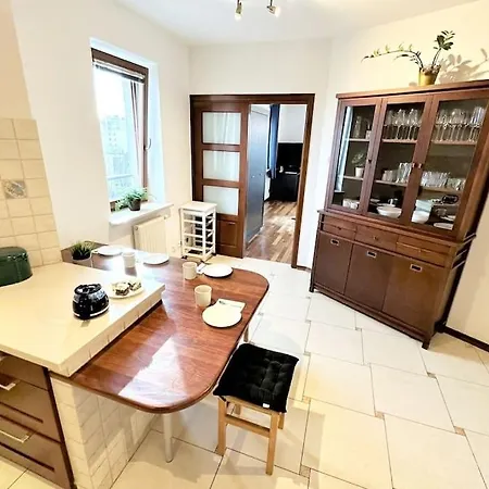 דירה Exclusive Penthouse Near Citycenter 120m2 +netflix קרקוב